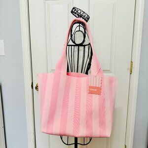 VIVERE  LIGHT PINK STRIPES KNIT SHOPPER TOTE BAG